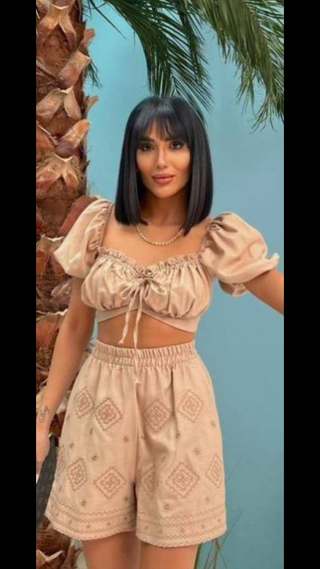 Ensemble short top beige brodé