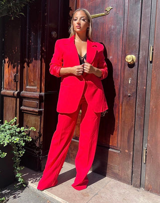Tailleur rouge oversize